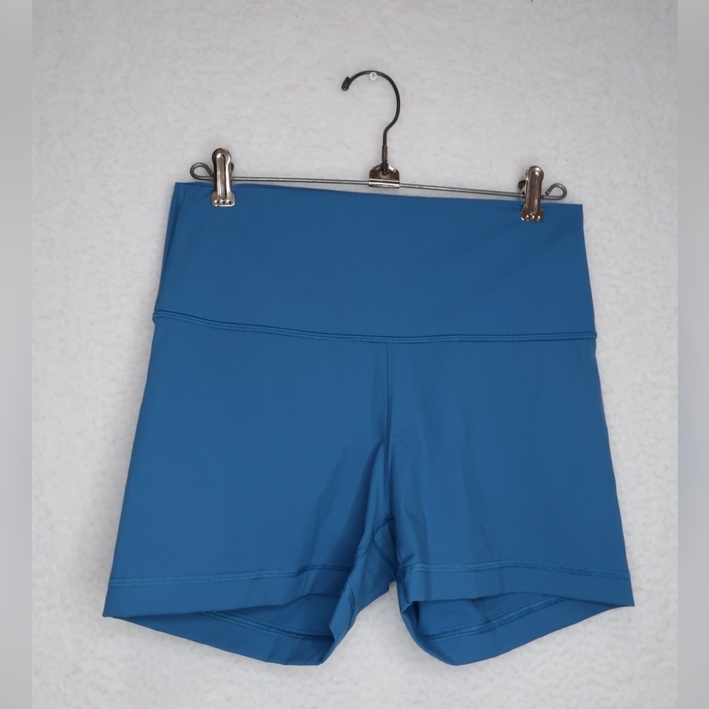 Everlane Women's Perform Shorts In Azure Sz L Outdoor Running Walking Gym Lounge